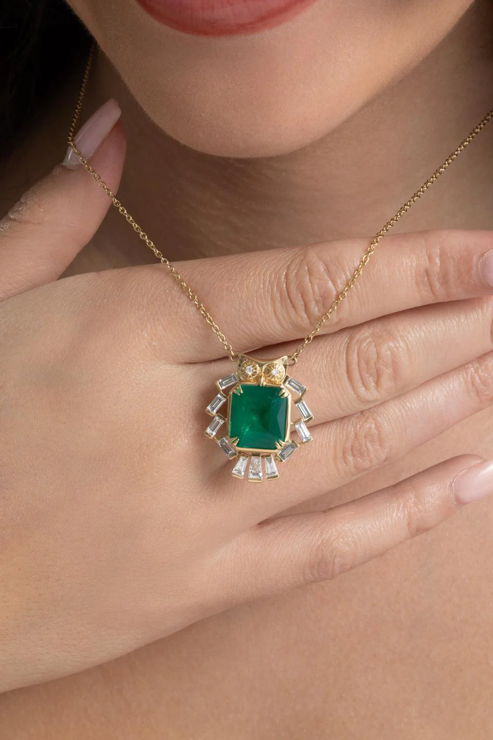 Brazilian Emerald Owl Pendant Necklace - Image 4