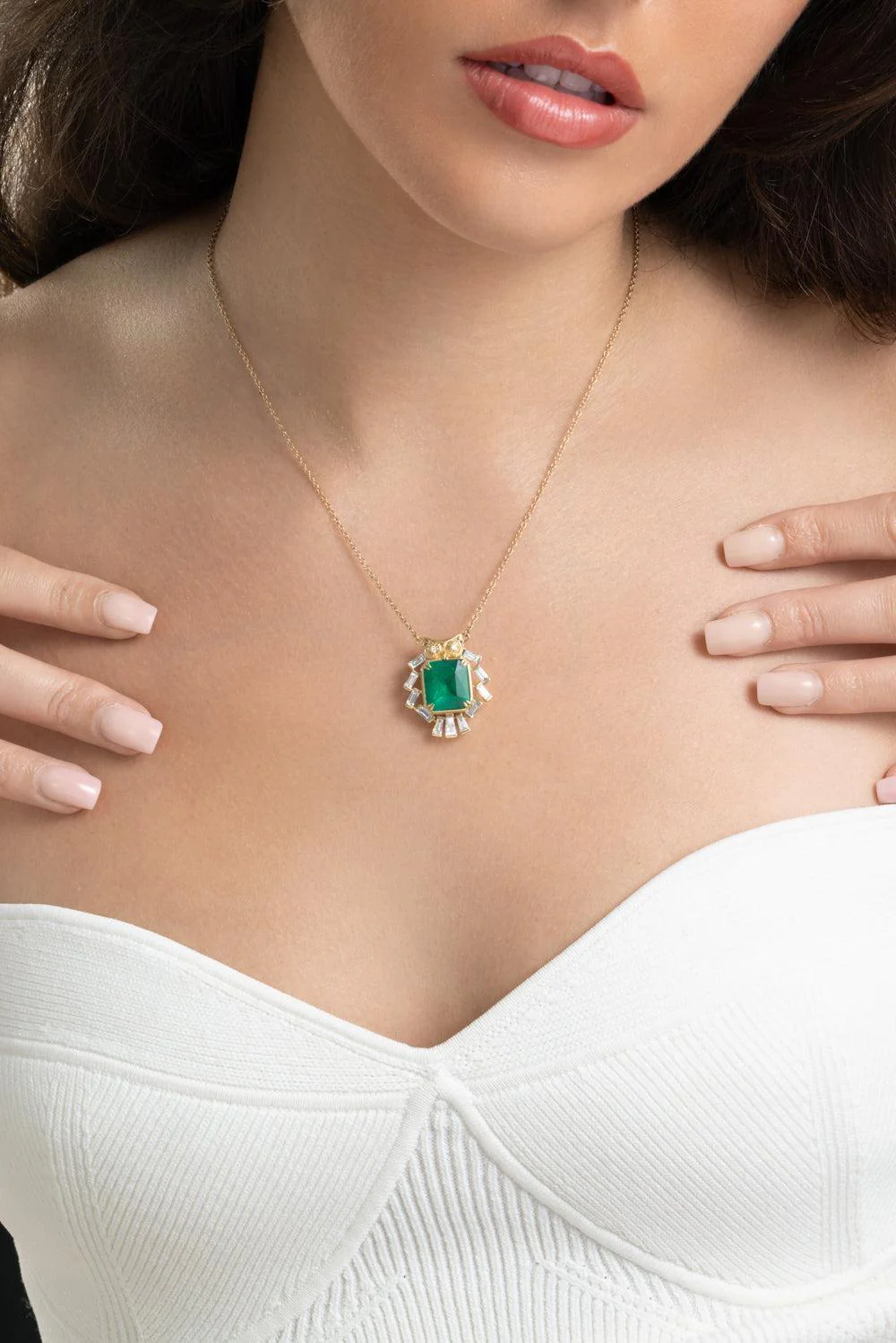 Brazilian Emerald Owl Pendant Necklace - Image 5