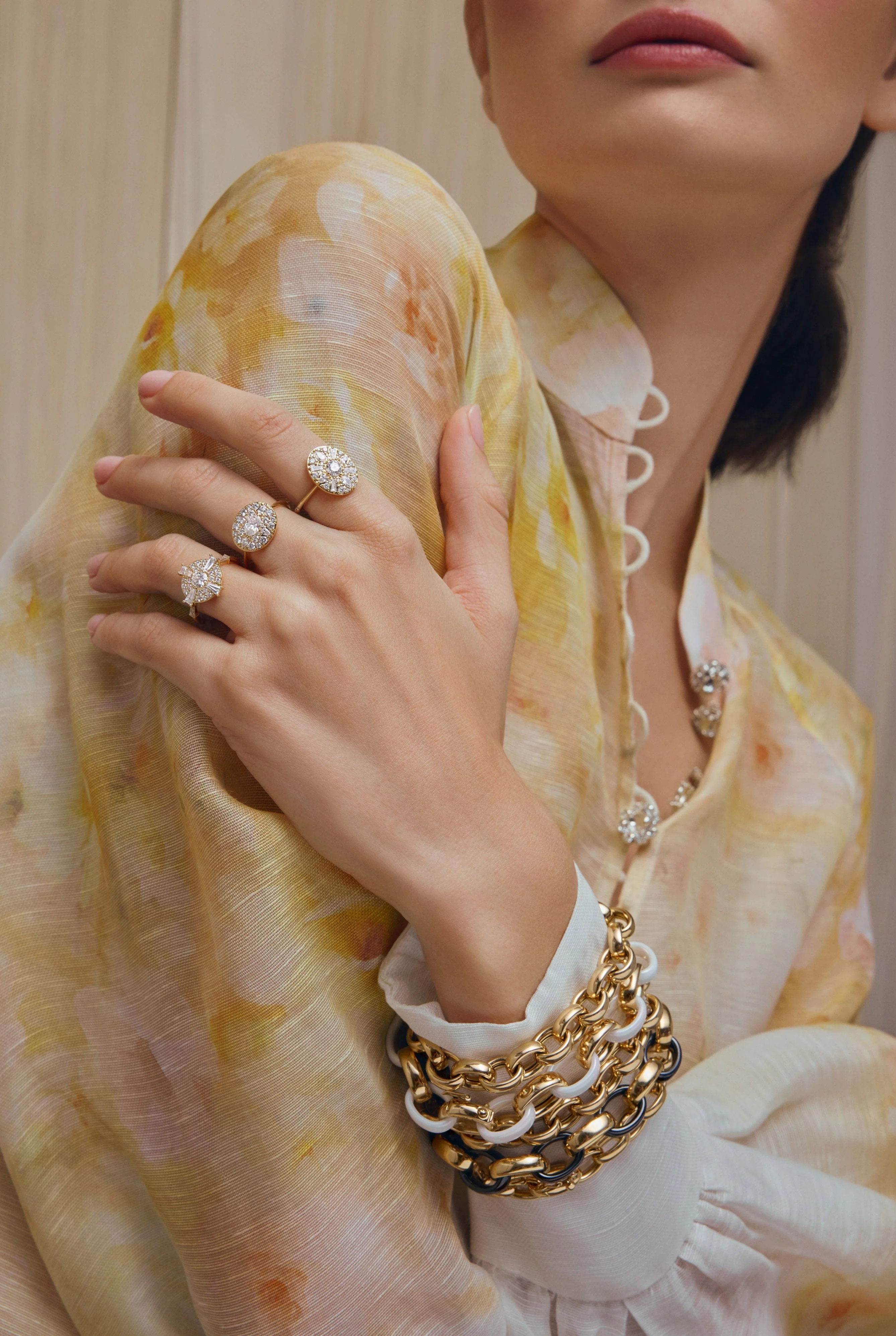 Round "Points North" Diamond Ring - Image 3