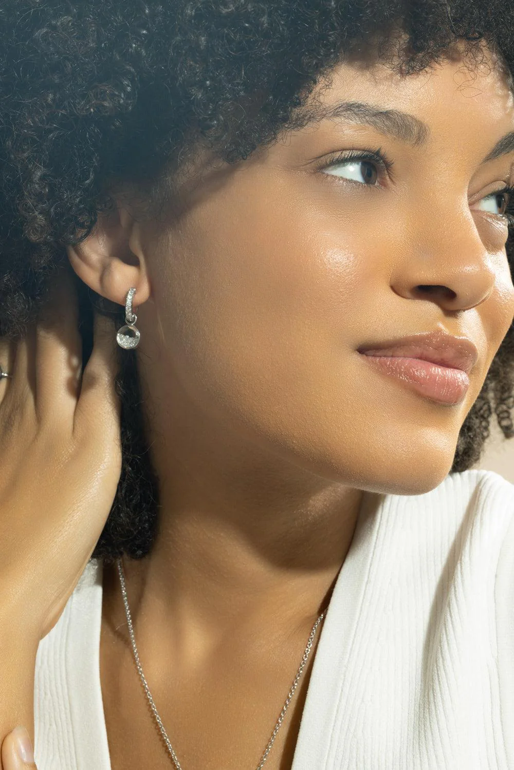 Diamond Core Gala Huggie Earrings - Image 4