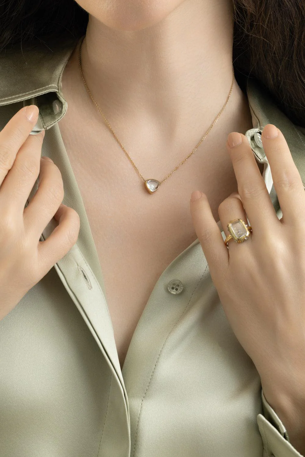 Naipe Heart-ish Necklace - Image 3