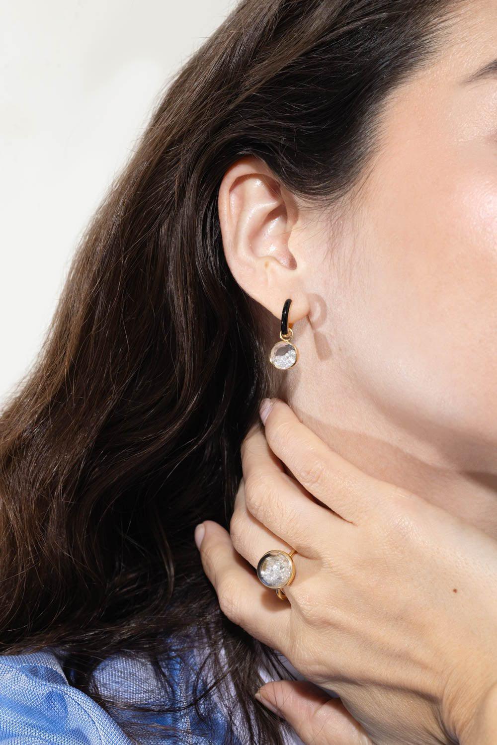 Reversible Enamel Shaker Huggie Earrings - Image 3
