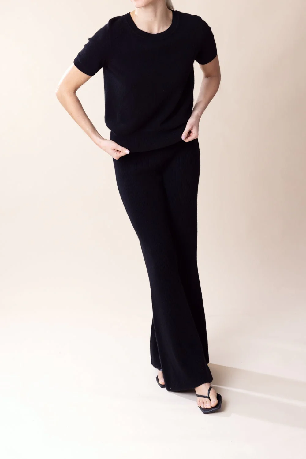 Short Sleeve Cropped Pullover - Black - Image 5