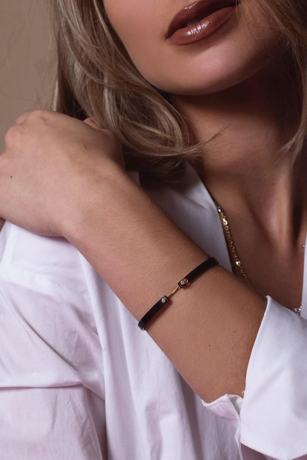 Diamond Titanium Mood Bangle Bracelet - Yellow Gold - Image 5