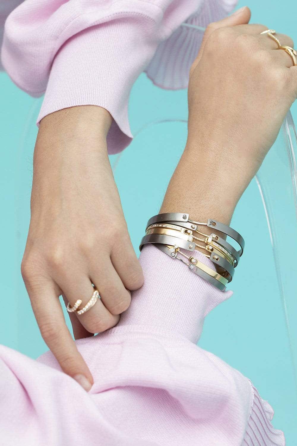 His Titanium Mood Bangle - White Gold - Image 2
