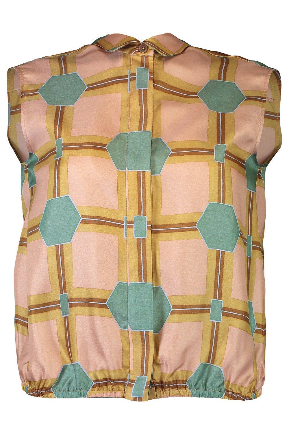 Sleevess Collar Shirt