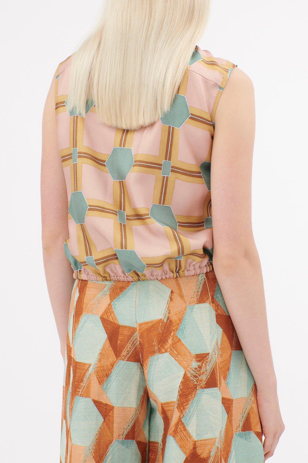 Sleevess Collar Shirt - Image 6