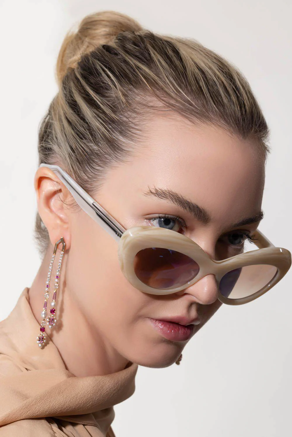 1968C Sunglasses - Beige Tan - Image 2