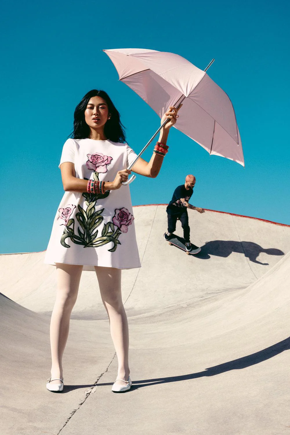 SHORT SLEEVE ROSES SHIFT DRESS - Image 2