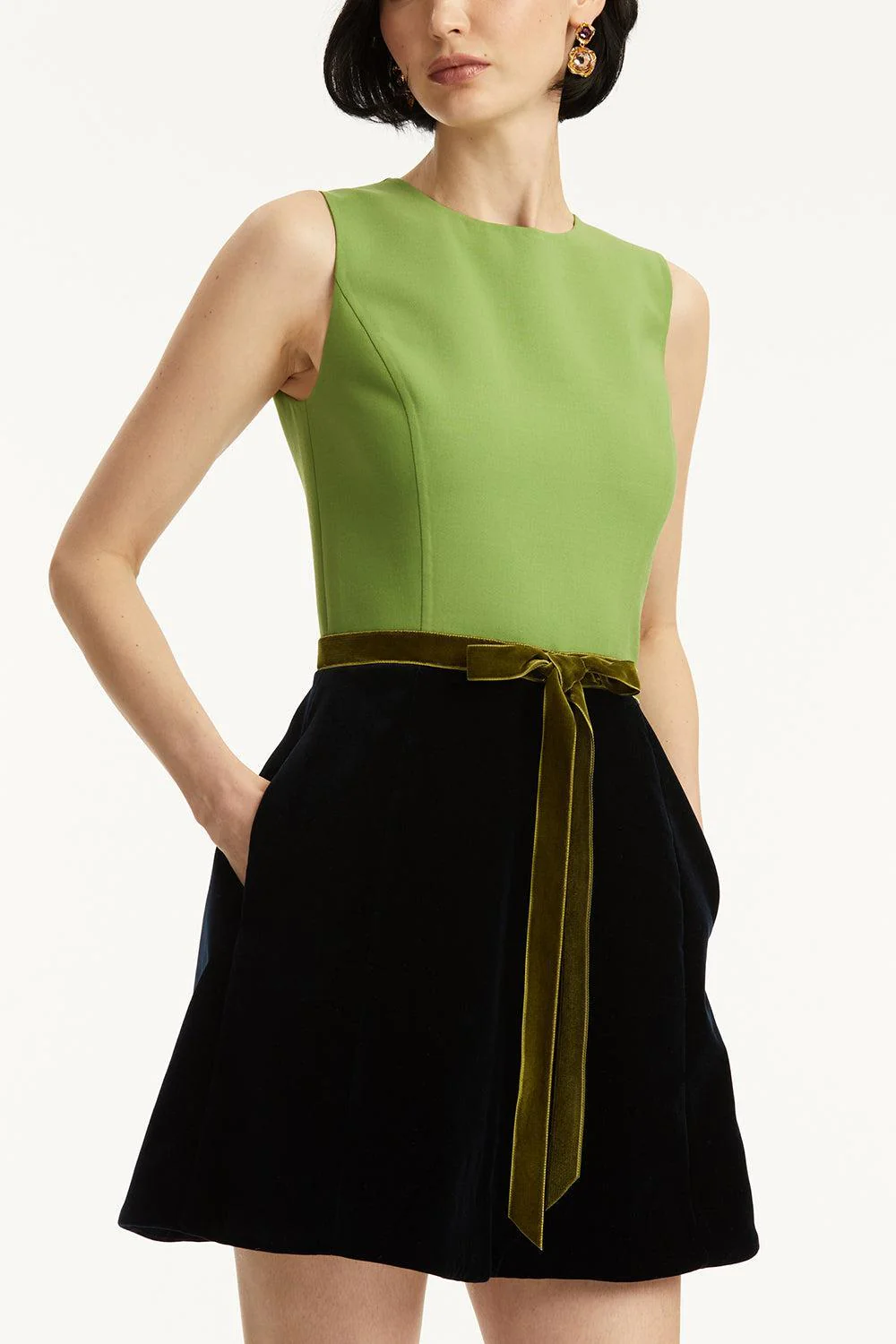 Sleeveless Bow Skirt Dress - Image 4