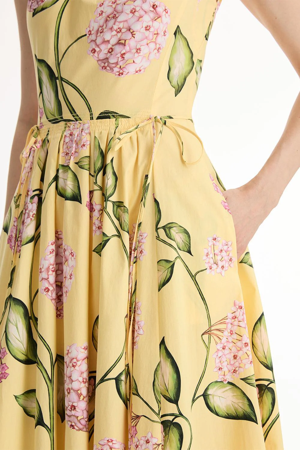 Sleeveless Day Dress - Image 3