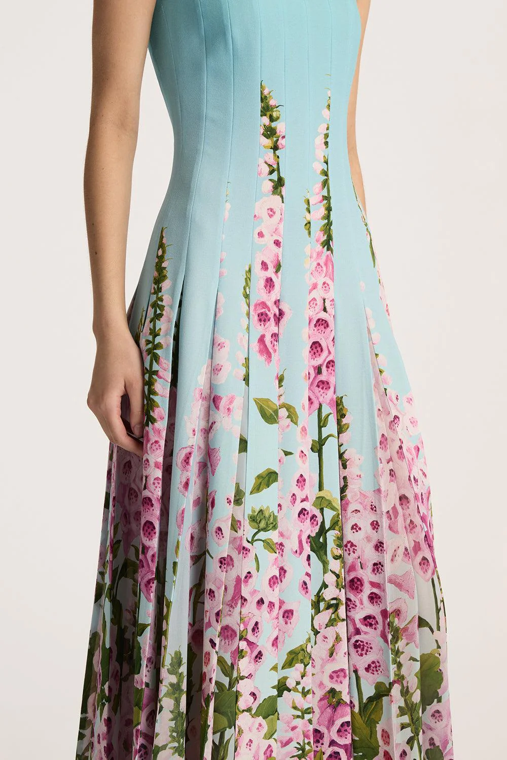Sleeveless Foxgloves Insert Dress - Image 4
