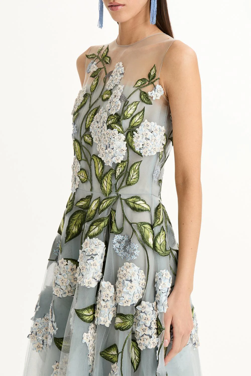 Sleeveless Porcelain Flower Gown - Image 3