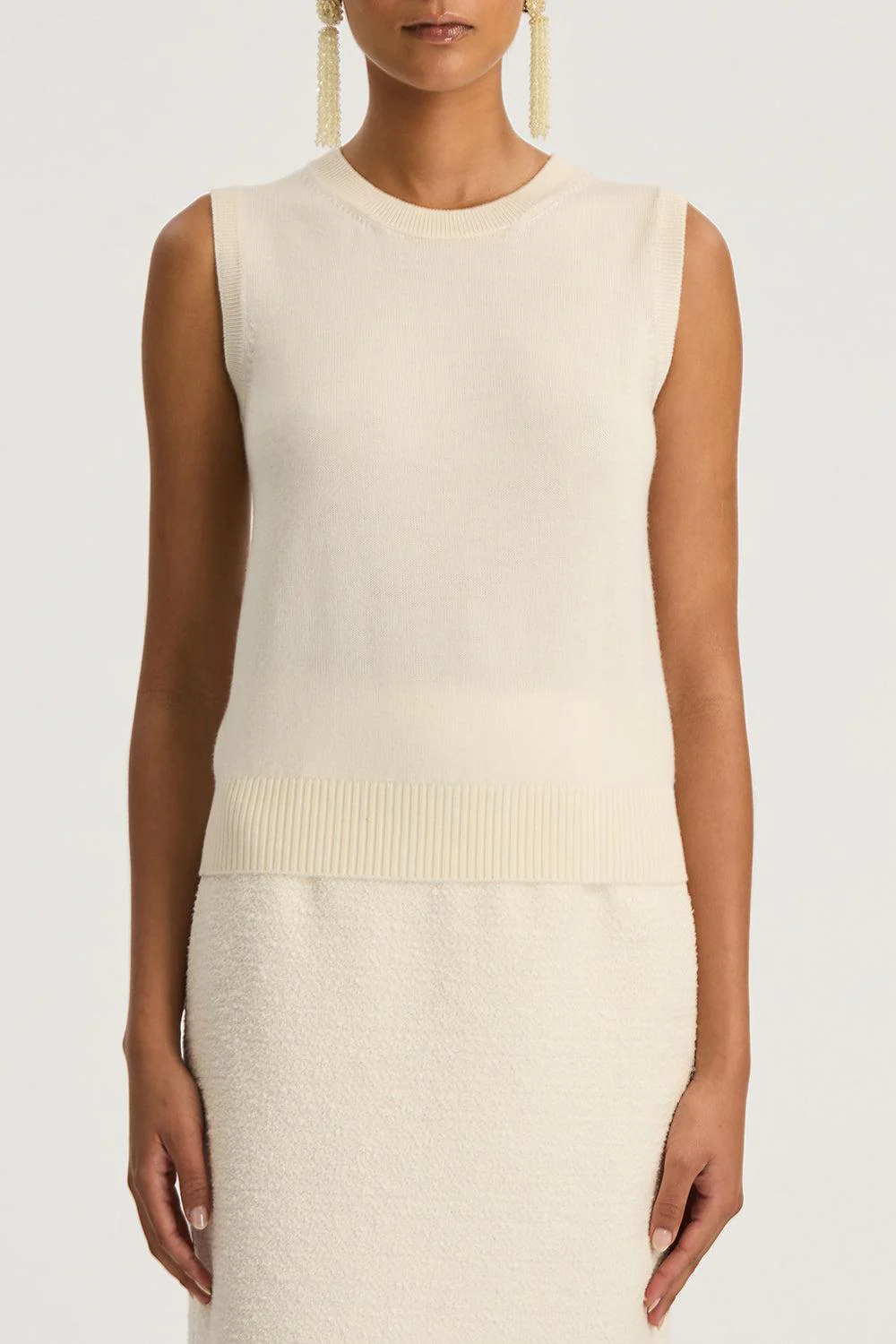 Solid Tank - Image 3