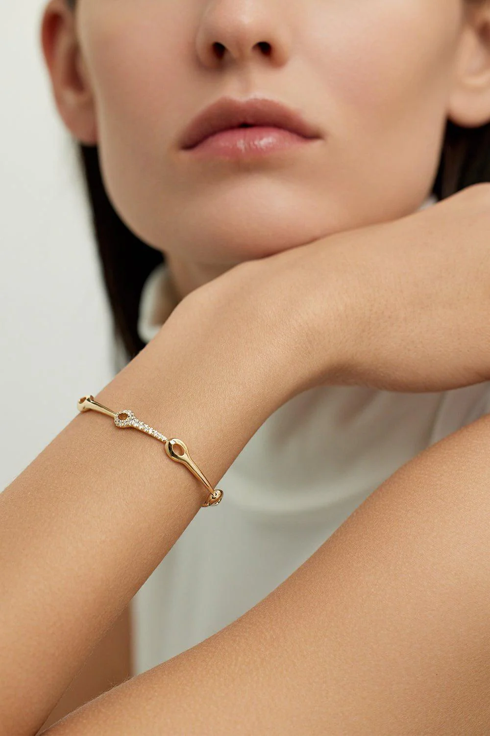 Partial Diamond Lola Link Bangle Bracelet - Image 2
