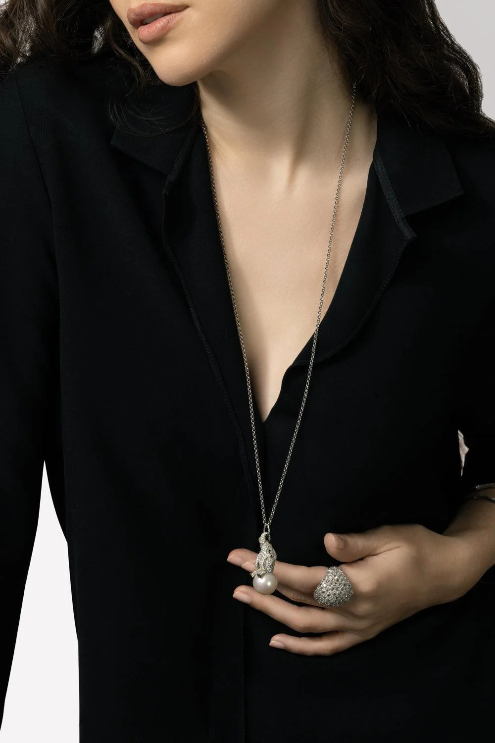 Elephant Hanging Pearl Necklace - Image 4
