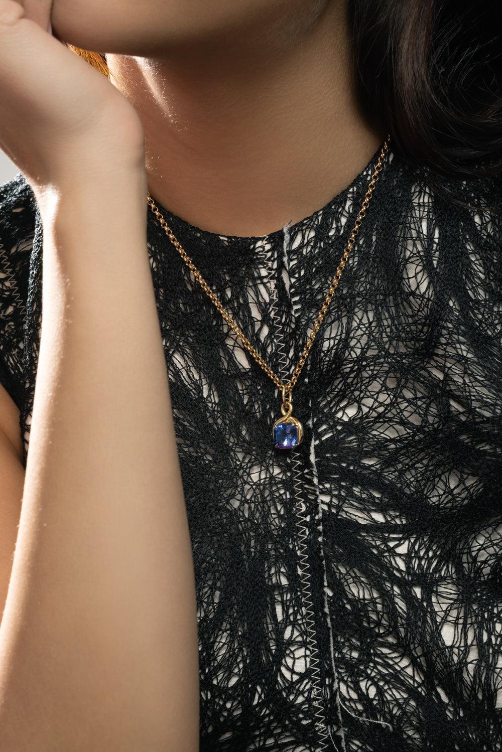 Blue Sapphire Madagascar Pendant - Image 3