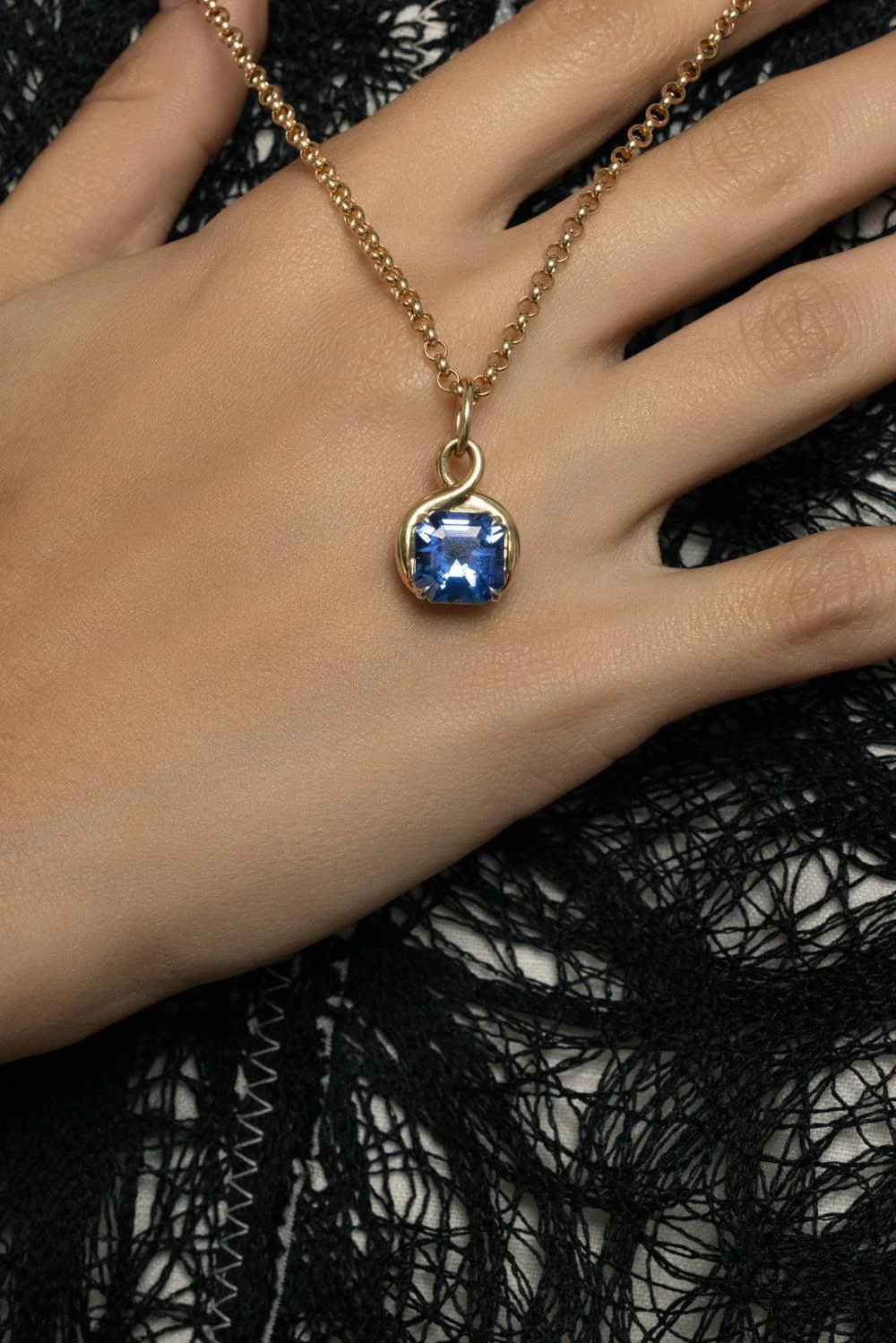 Blue Sapphire Madagascar Pendant - Image 2