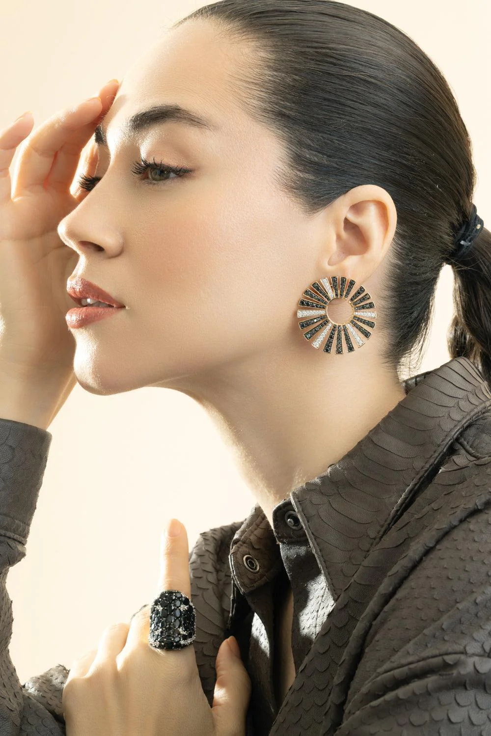 Black White Diamond Fan Earrings - Image 4