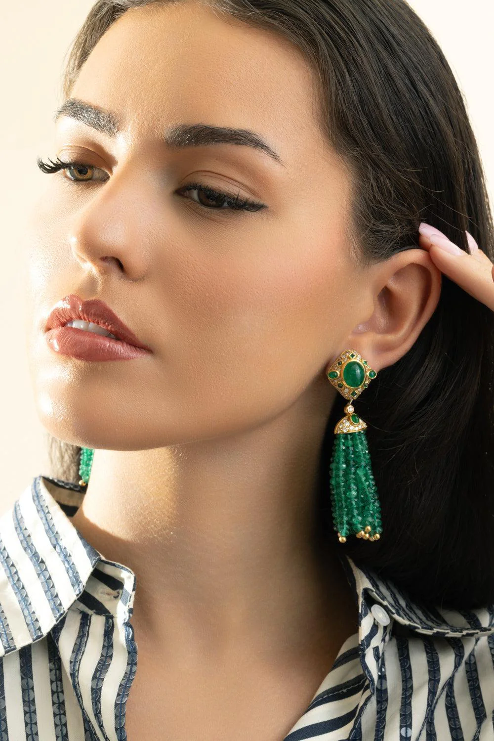 Diamond Emerald Beaded Drop Earrings - Image 4