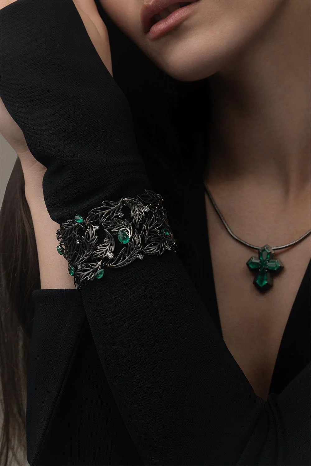 Emerald Botanica Bracelet - Image 3