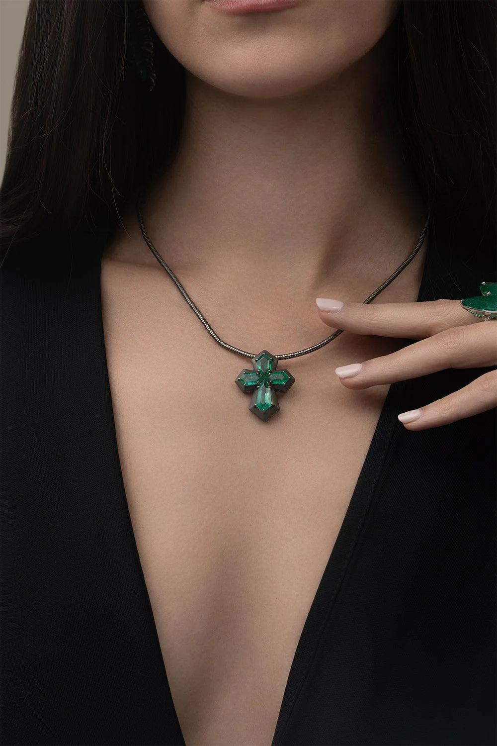 Emerald Cross Necklace - Image 3