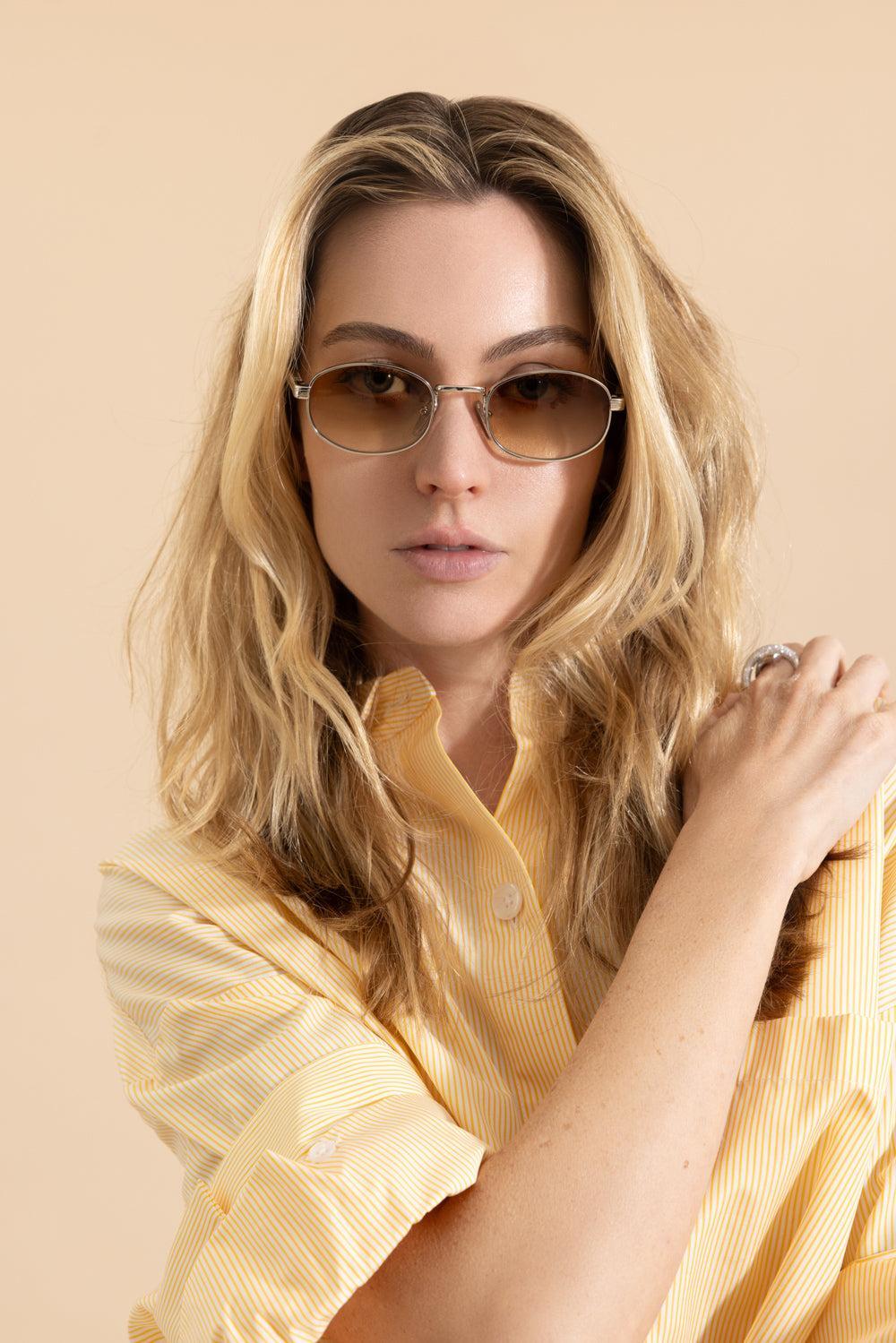 Round Gradient Sunglasses - Image 2