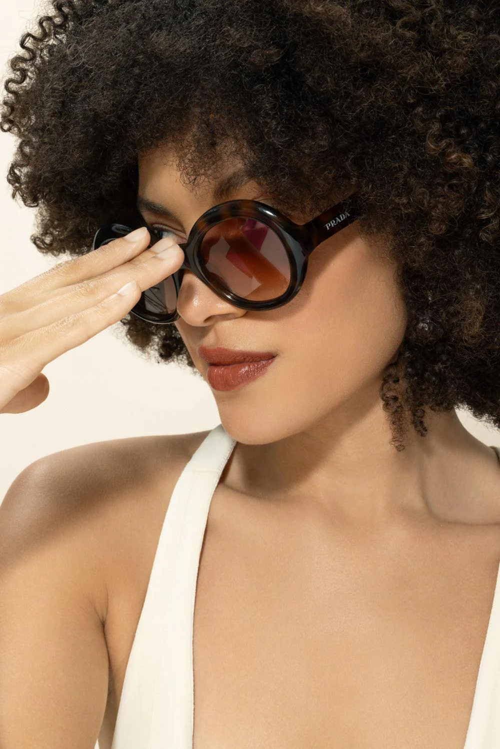 Round Oversized Gradient Sunglasses - Image 3