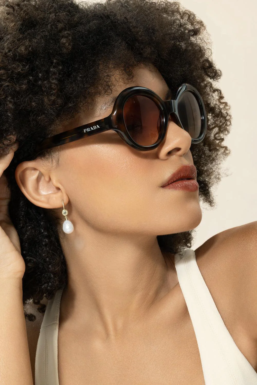 Round Oversized Gradient Sunglasses - Image 5