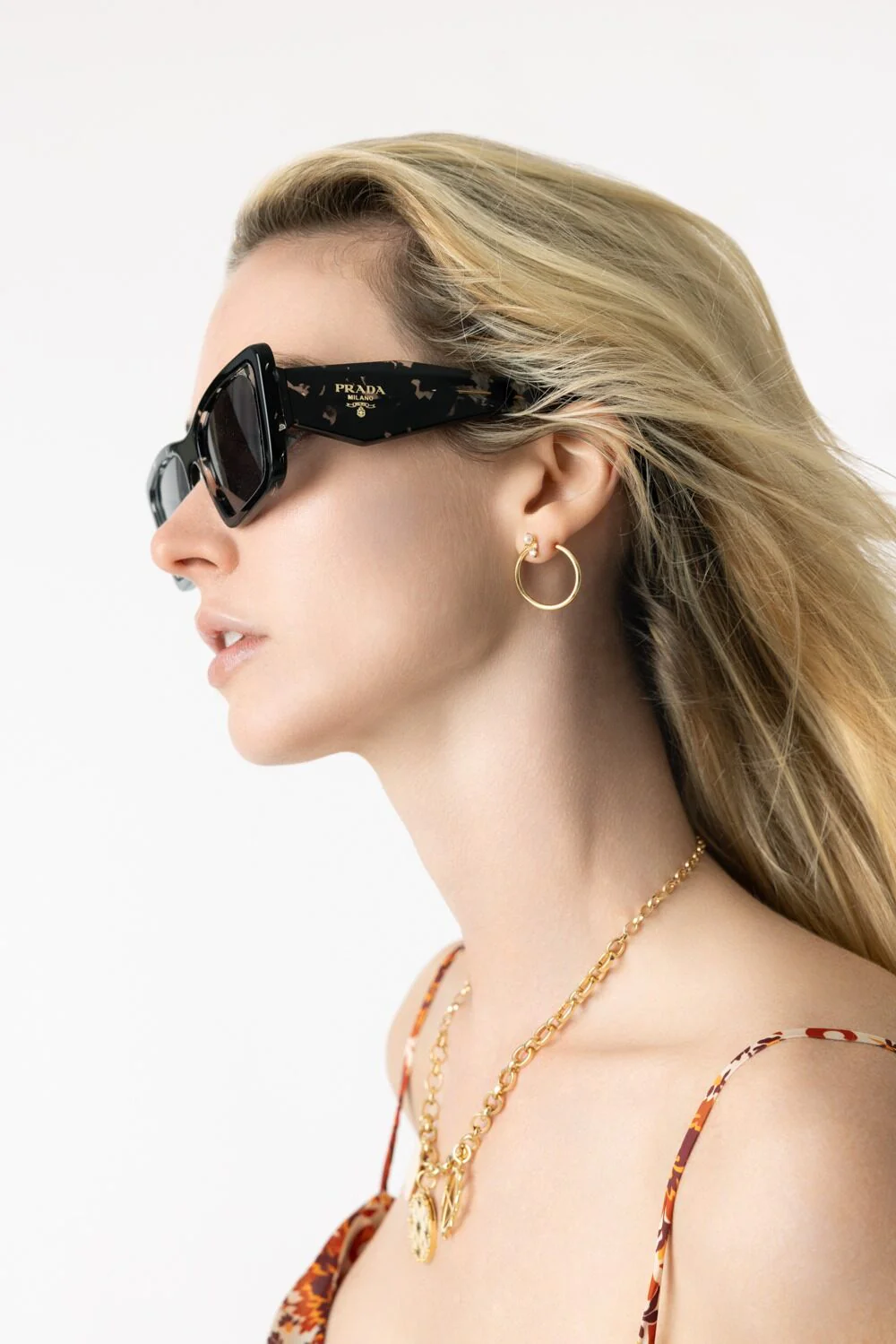 Side Logo Butterfly Sunglasses - Image 2