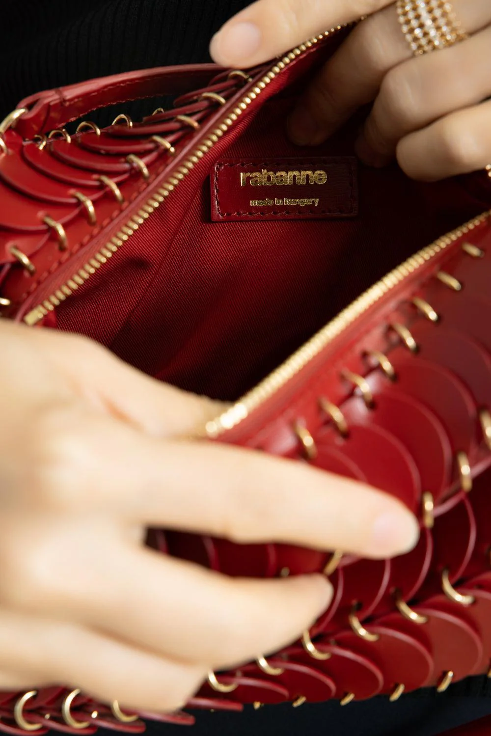 Red Paco Shoulder Bag - Image 3