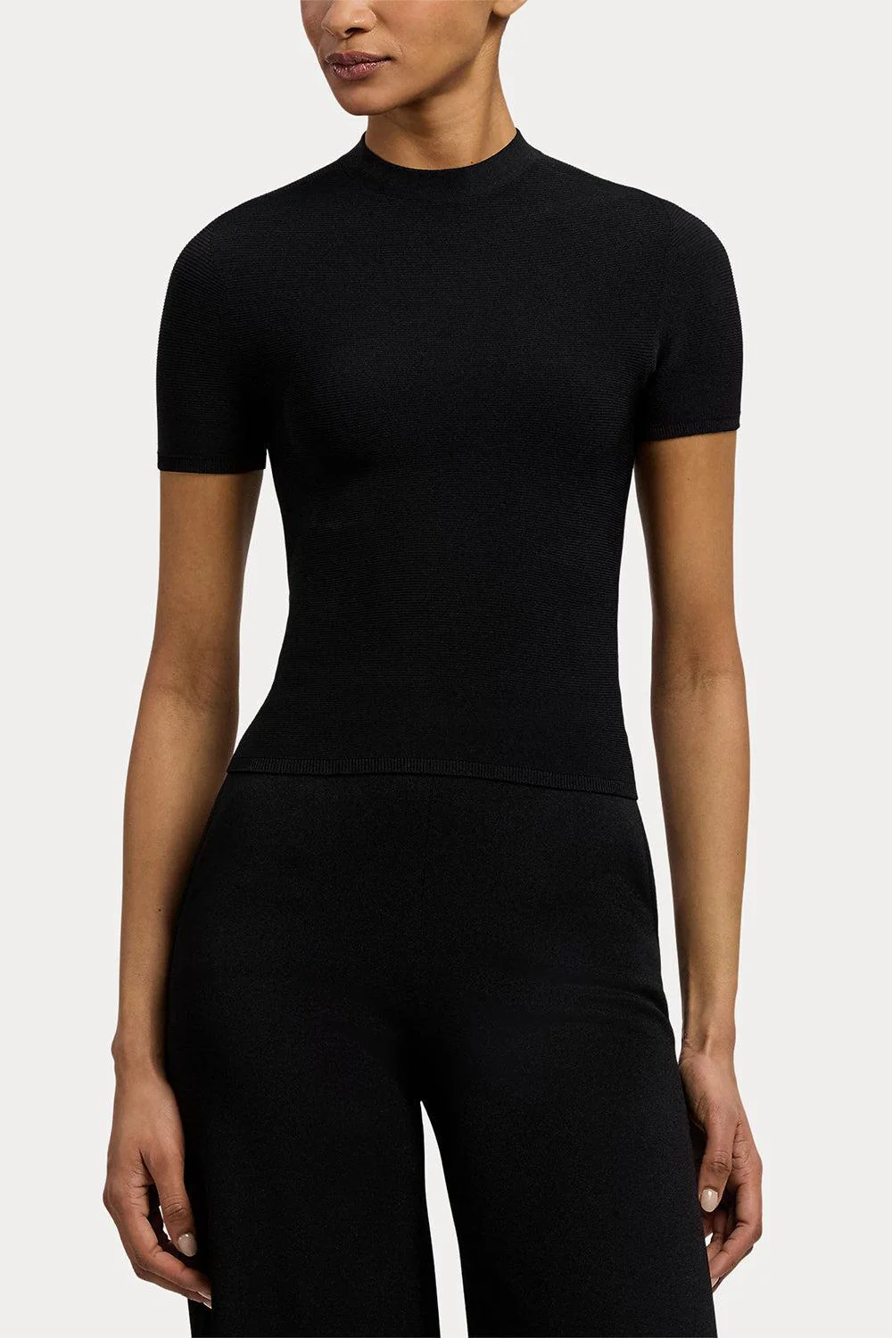 Short Sleeve Pullover - Image 3