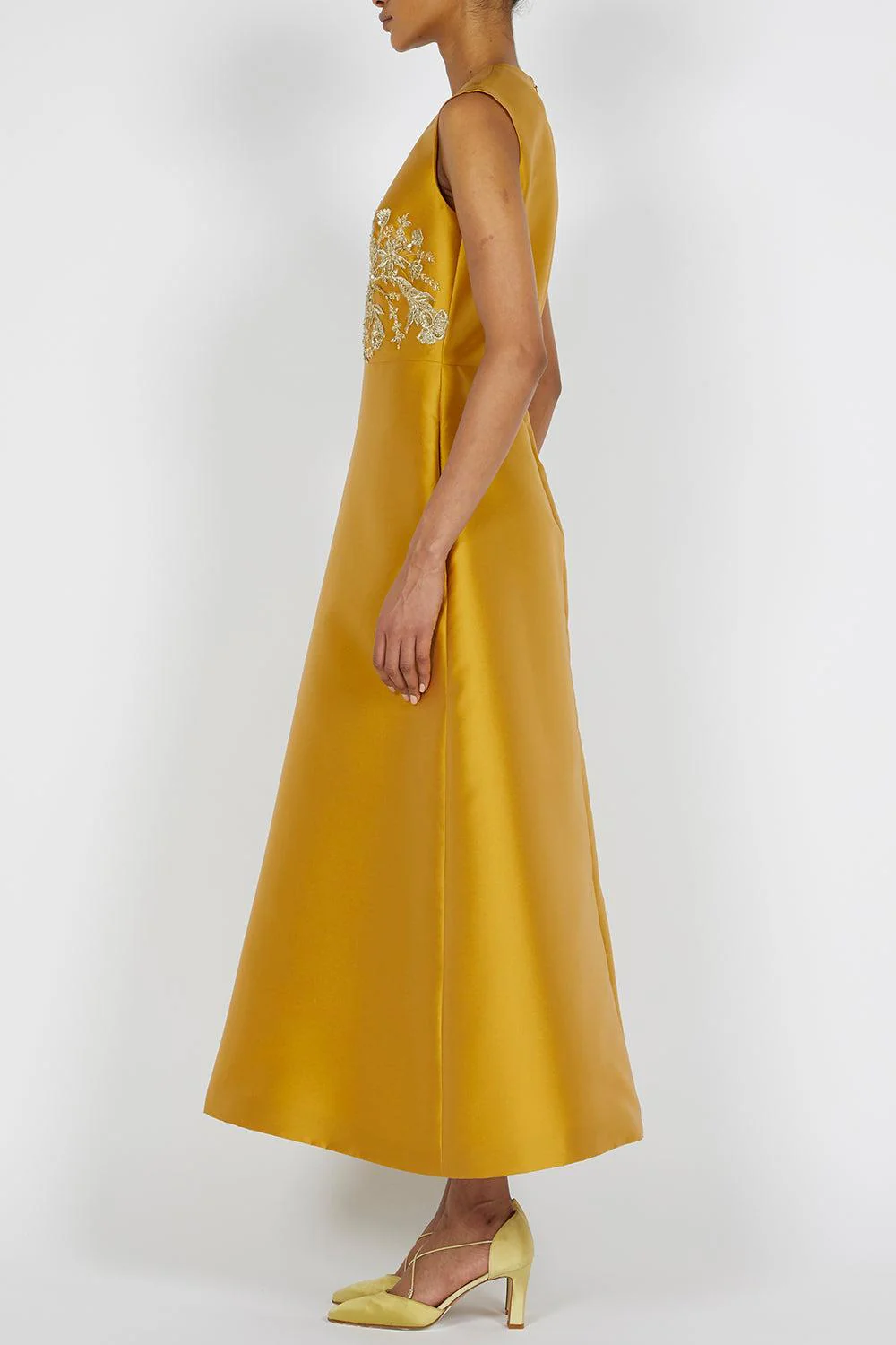 Sleeveless Embellished Kaftan - Image 4