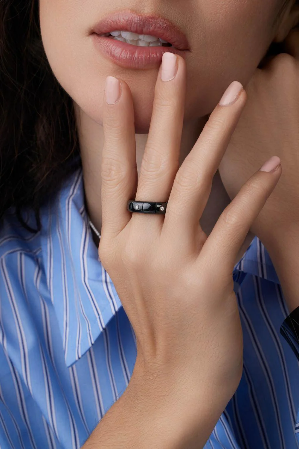 Black Ceramic Diamond Bezel Pura Ring - Image 2