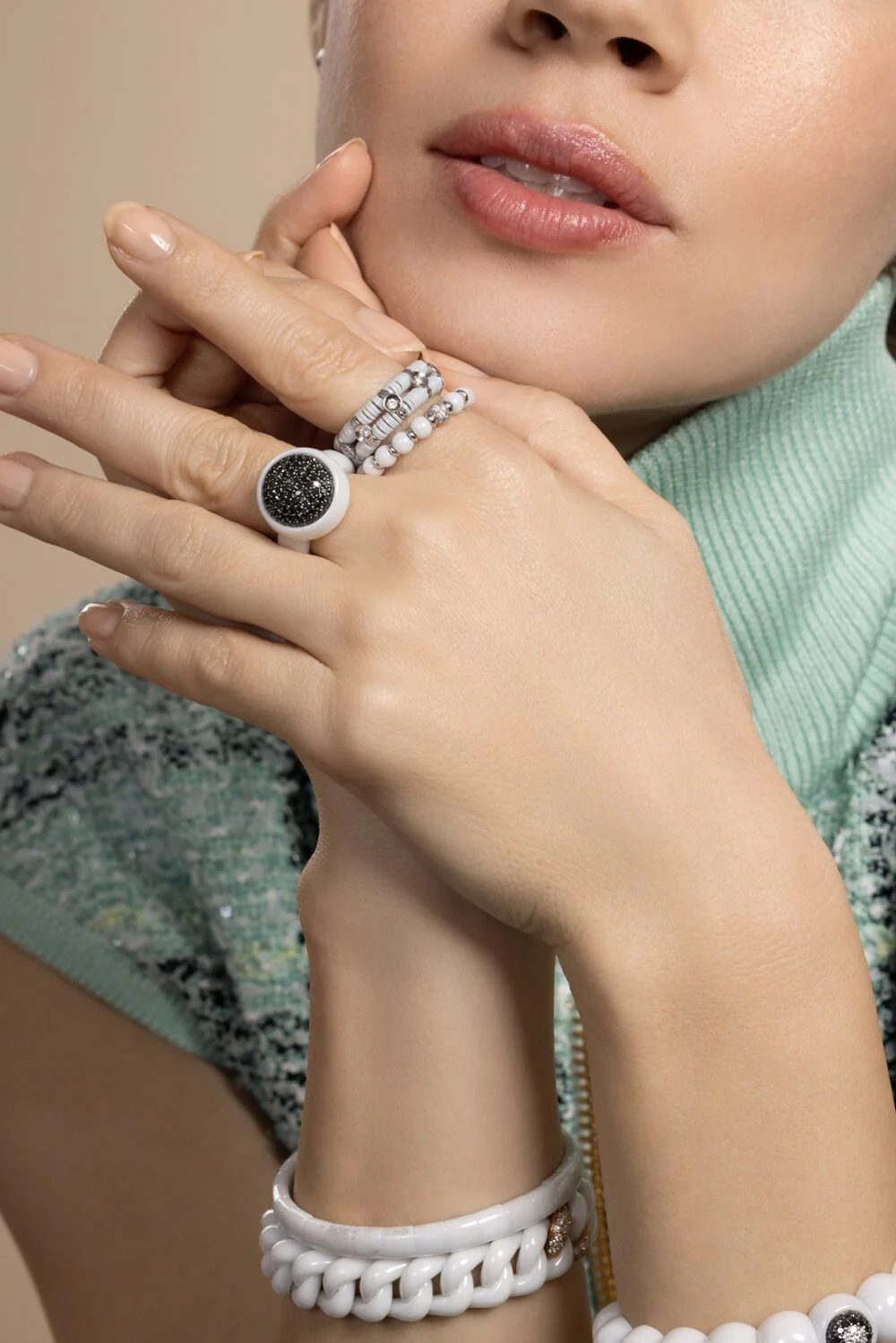 Black Diamond Medium White Dama Bracelet