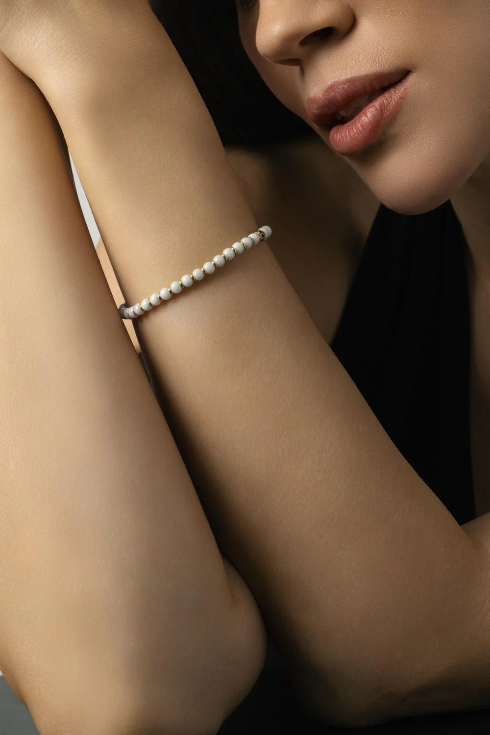 Black Diamond Section Small Sfera Stretch Bracelet - Image 3