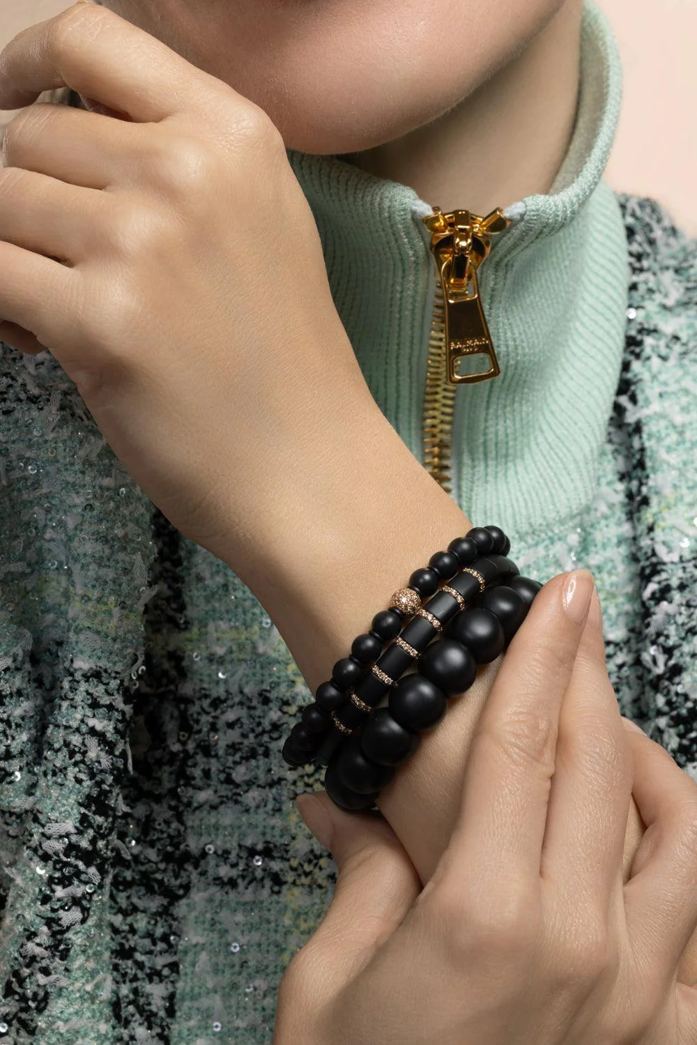Champagne Diamond Matte Black Sfera Stretch Bracelet - Image 3