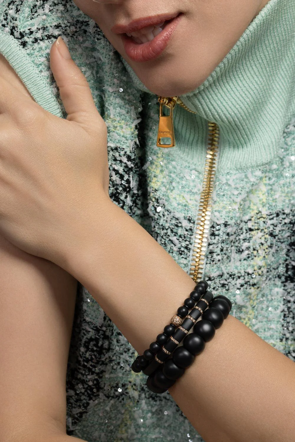Champagne Diamond Matte Black Sfera Stretch Bracelet - Image 4