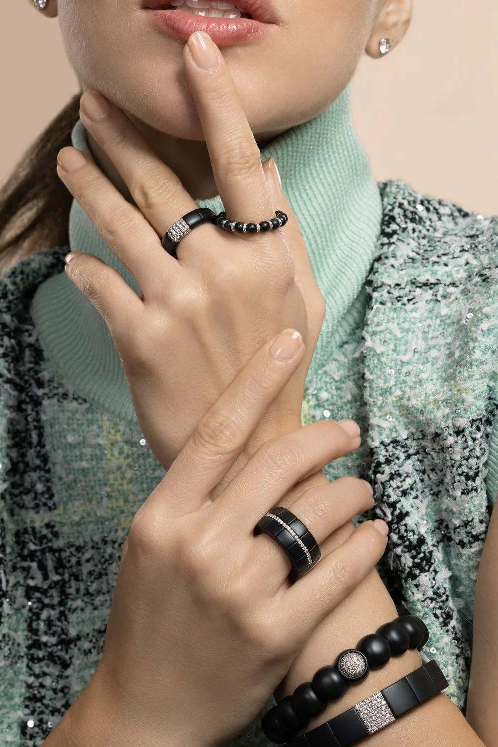 Diamond Five Bar Matte Black Domino Luco Stretch Ring - Image 2