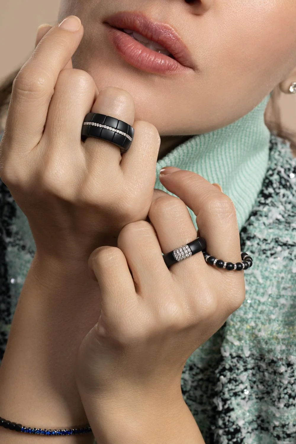 Diamond Five Bar Matte Black Domino Luco Stretch Ring - Image 3