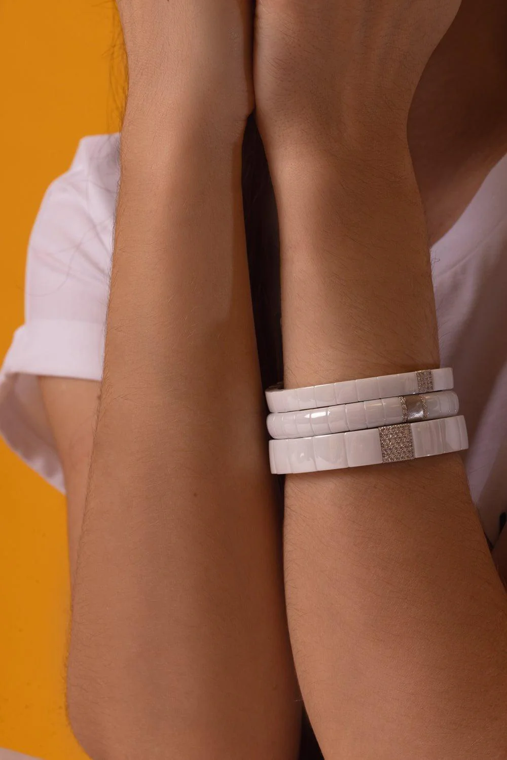 Domino Square White Ceramic Stretch Bracelet - Image 4