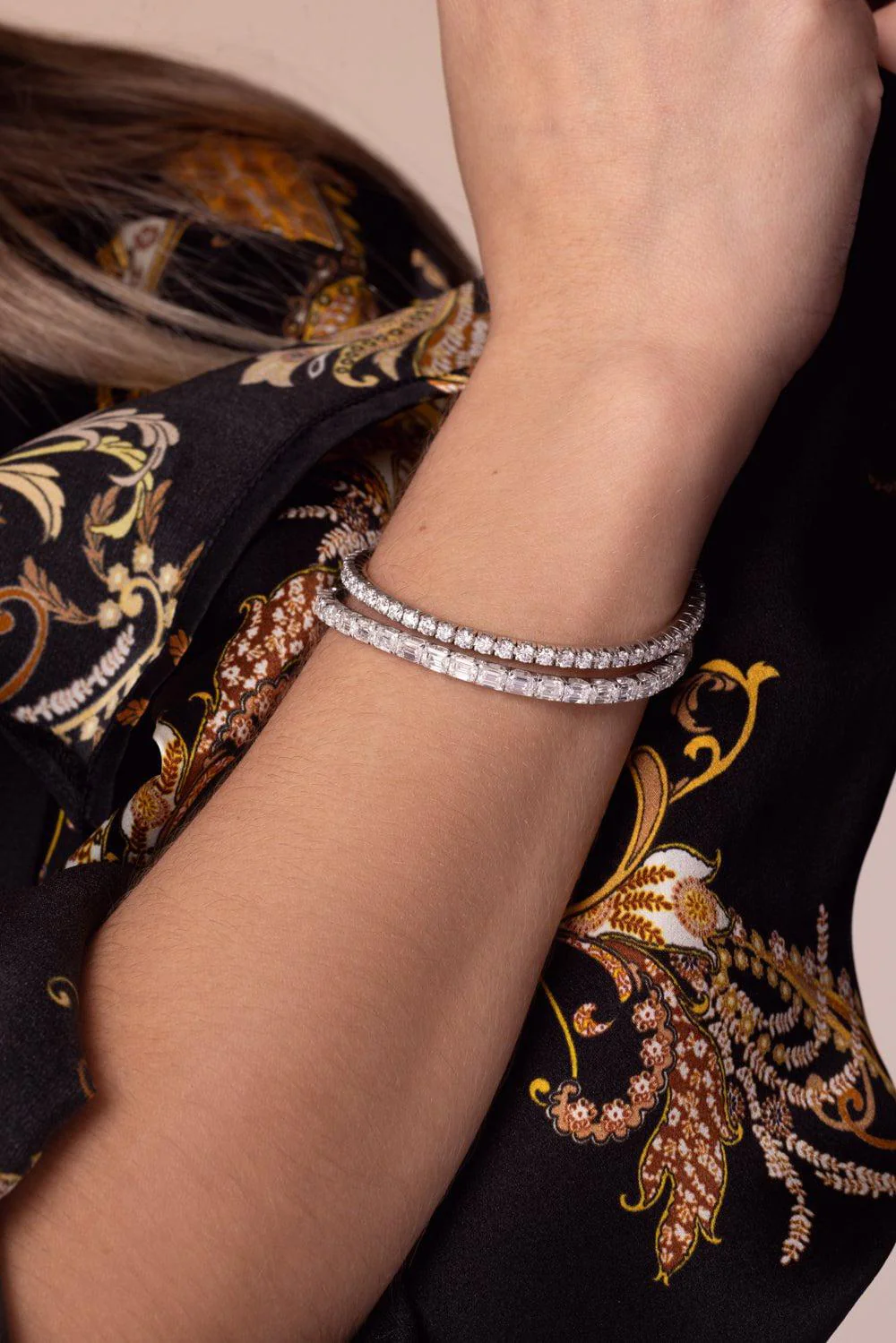 Extensible Diamond Stretch Tennis Bracelet - Image 4