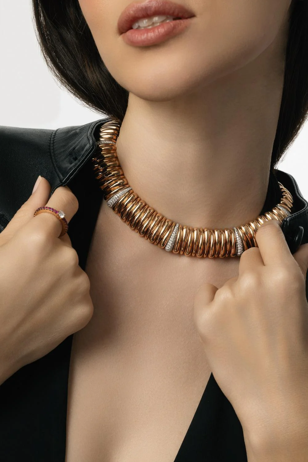 Five Diamond Small Artiglio Necklace - Image 3