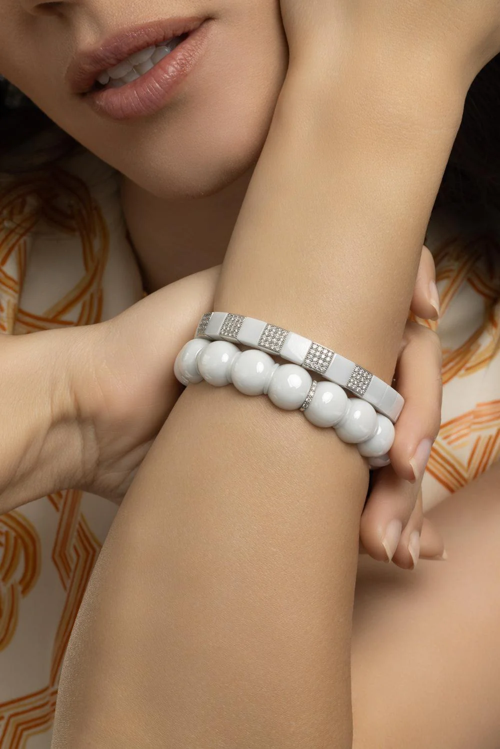 Five Diamond White Scacco Stretch Bracelet - Image 3