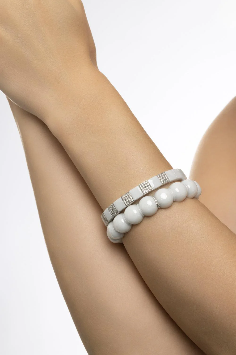 Five Diamond White Scacco Stretch Bracelet - Image 4