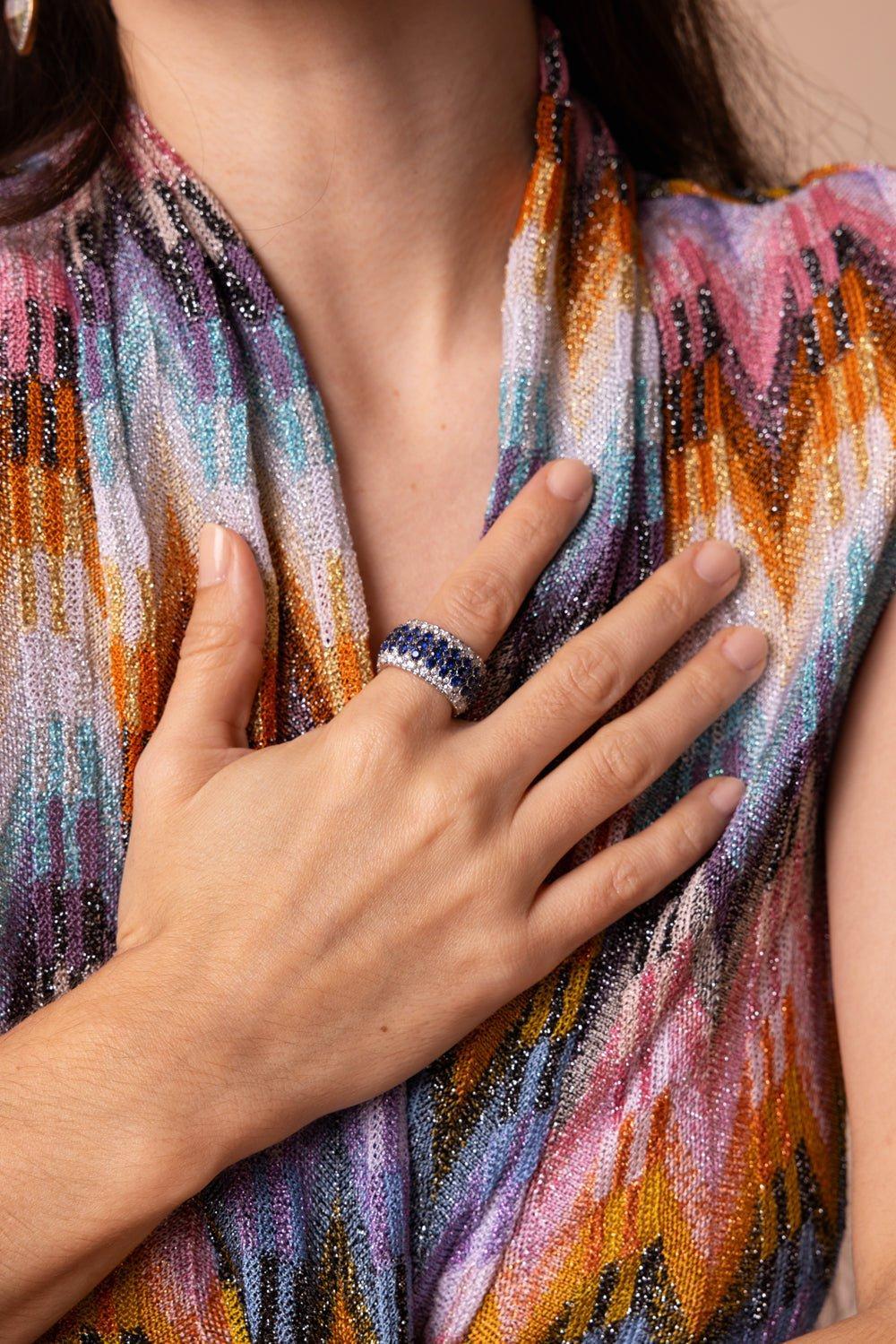 Giotto Blue Sapphires Stretch Ring - Image 3