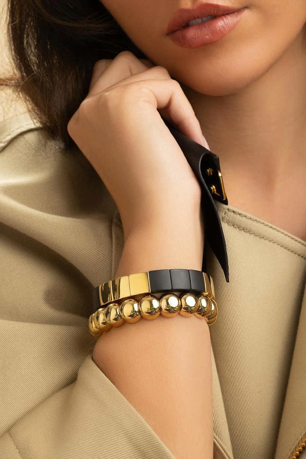 Nine Square Matte Black Aura Stretch Bracelet - Image 3