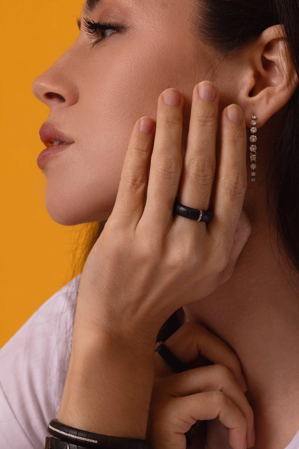 Pura Matte Diamond Bar Black Ceramic Stretch Ring - Image 4