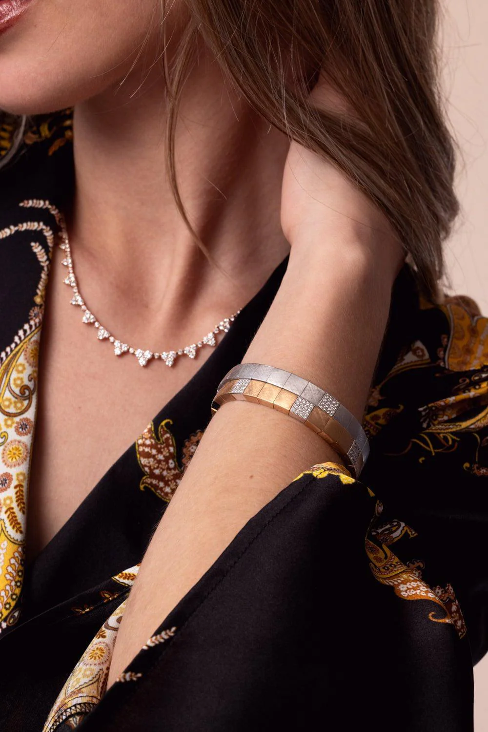 Scacco Gold Stretch Bracelet - Rose Gold - Image 3