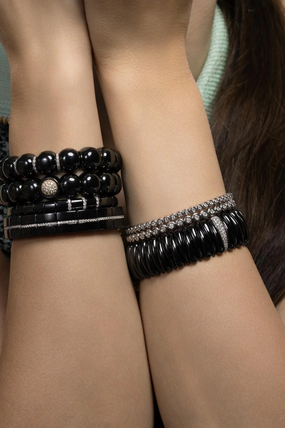 Shiny Black Diamond Station Artiglio Stretch Bracelet - Image 3
